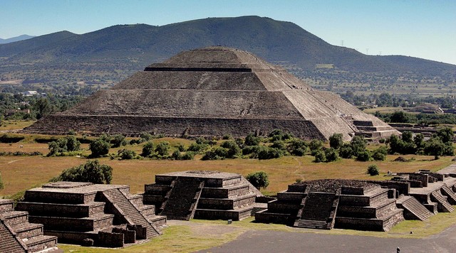 теотиуакан пирамида солнца