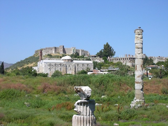 Развалины храма Артемиды
