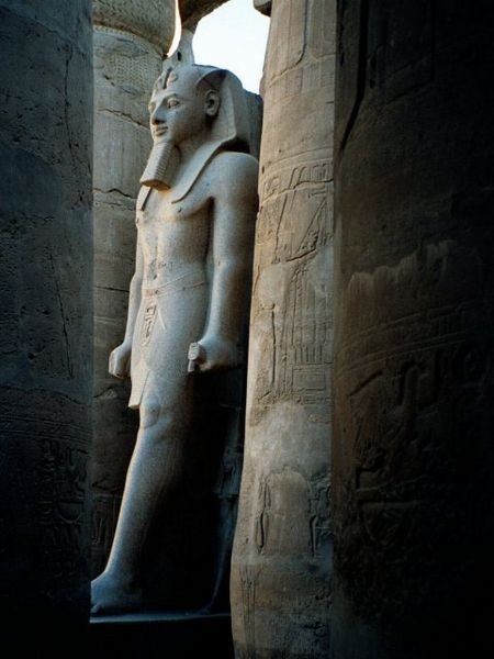 луксорский храм в египте