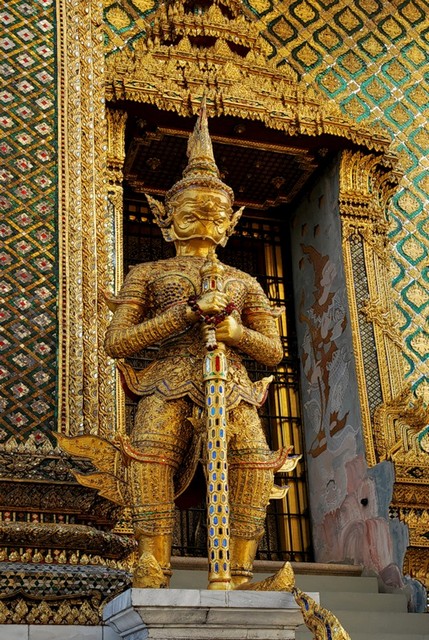 храм изумрудного будды в тайланде