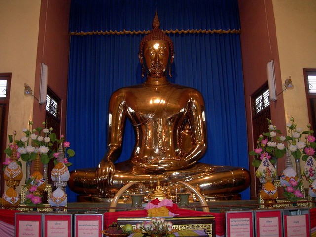 храм золотого будды бангкок