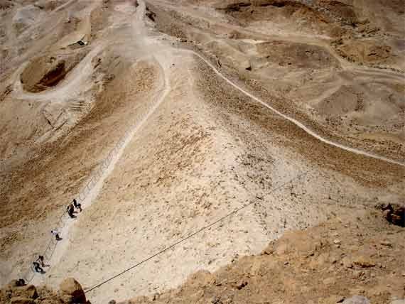 древняя крепость масада у города арад