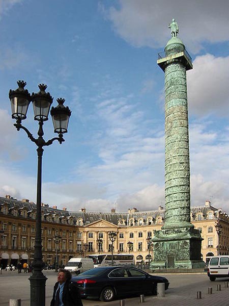 вандомская колонна в париже